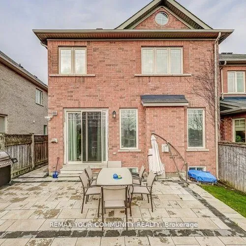 Premium freehold home for sale: 16, Windrow, Jefferson, Richmond Hill