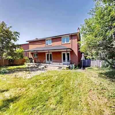 25,&nbsp;Kersey, North Richvale, Richmond Hill