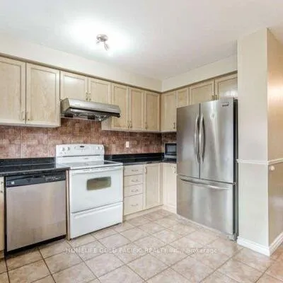62,&nbsp;Baffin, Langstaff, Richmond Hill