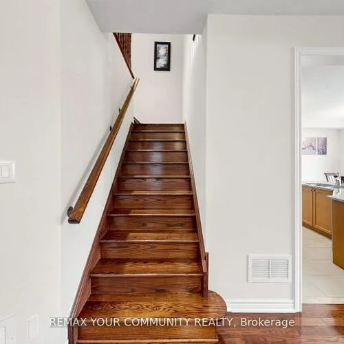 Premium freehold home for sale: 6, Homerton, Oak Ridges, Richmond Hill