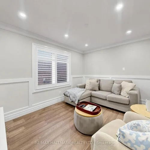 Premium freehold home for sale: 58, Marchwood, Harding, Richmond Hill