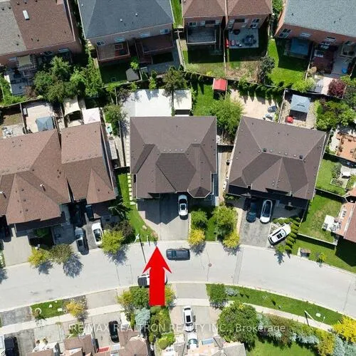Premium freehold home for sale: 37, Lebovic, Oak Ridges Lake Wilcox, Richmond Hill