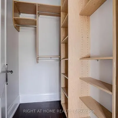 16,&nbsp;Fairview, South Richvale, Richmond Hill