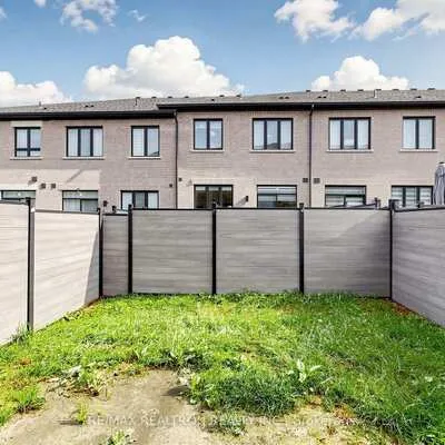 8,&nbsp;Hewison, Rural Richmond Hill, Richmond Hill