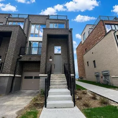 17,&nbsp;Bancroft, Jefferson, Richmond Hill