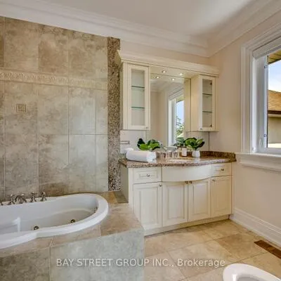56,&nbsp;Winchester, South Richvale, Richmond Hill