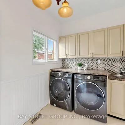 26,&nbsp;Kew, Doncrest, Richmond Hill
