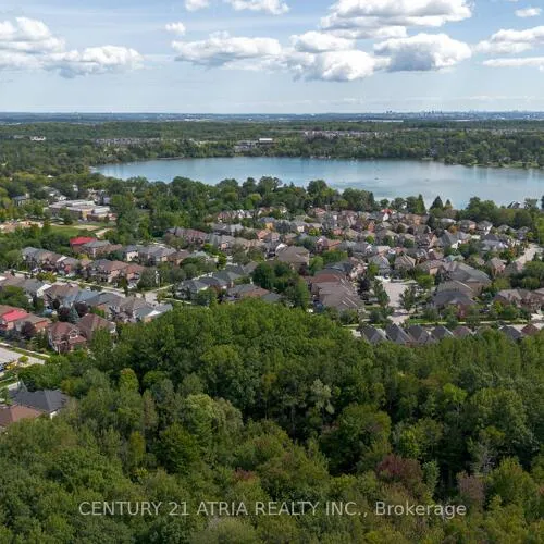Premium freehold home for sale: 106, Wood Rim, Oak Ridges Lake Wilcox, Richmond Hill