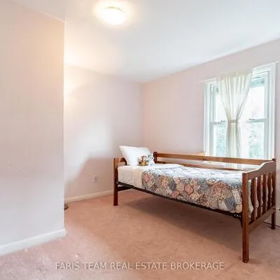 90,&nbsp;Bedford Park, Crosby, Richmond Hill