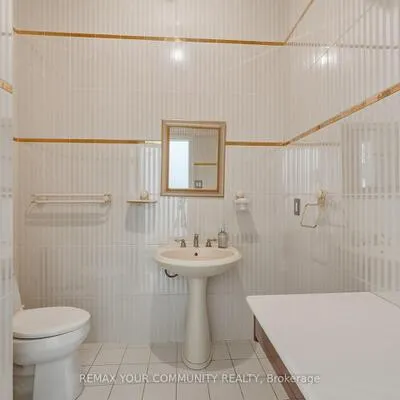 176,&nbsp;Old Surrey, South Richvale, Richmond Hill
