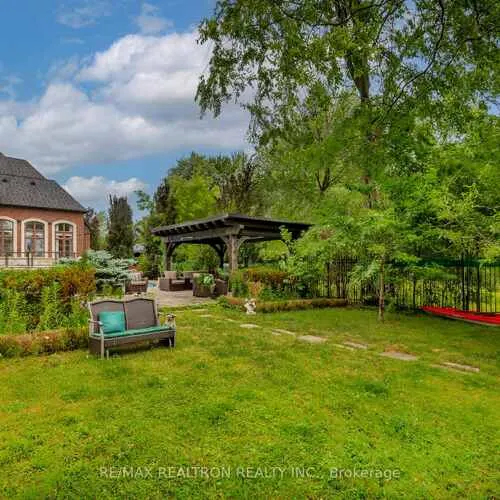 Premium freehold home for sale: 173, Lakeland, Oak Ridges Lake Wilcox, Richmond Hill