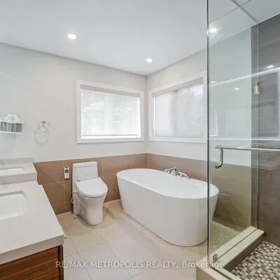 114,&nbsp;Selwyn, Jefferson, Richmond Hill