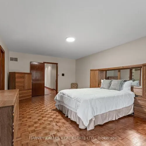 Premium freehold home for sale: 113, Bond, Oak Ridges, Richmond Hill