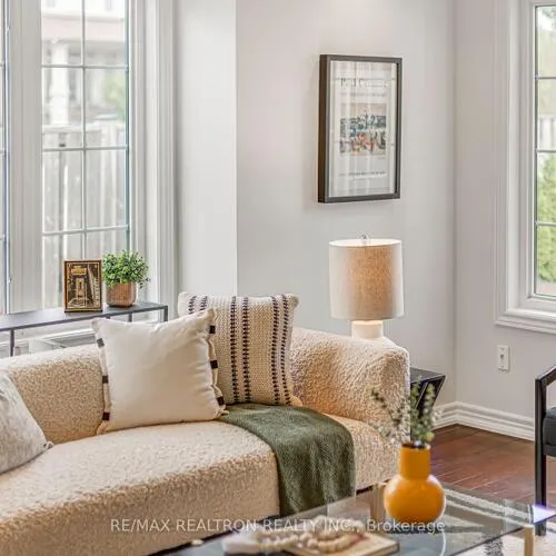 Premium freehold home for sale: 5, Mirando, Westbrook, Richmond Hill