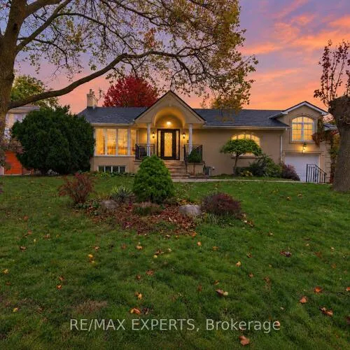 Premium freehold home for sale: 11, Knollside, Mill Pond, Richmond Hill