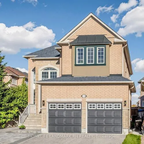 Premium freehold home for sale: 39, Arden Valley, Jefferson, Richmond Hill