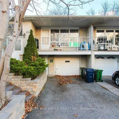 135,&nbsp;Pineway, Bayview Woods-Steeles, Toronto