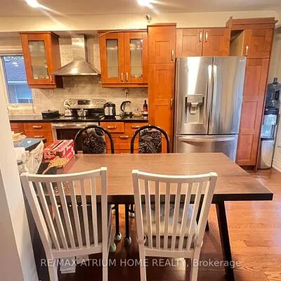 949,&nbsp;Willowdale, Newtonbrook East, Toronto