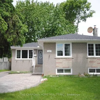 174,&nbsp;Patricia, Newtonbrook West, Toronto