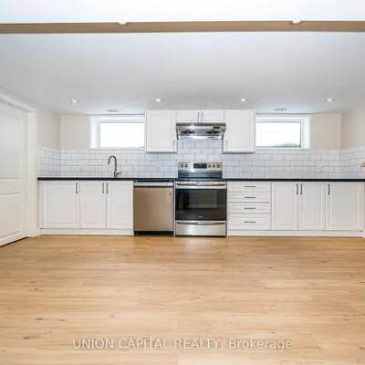 40, Peveril, Humewood-Cedarvale, Toronto