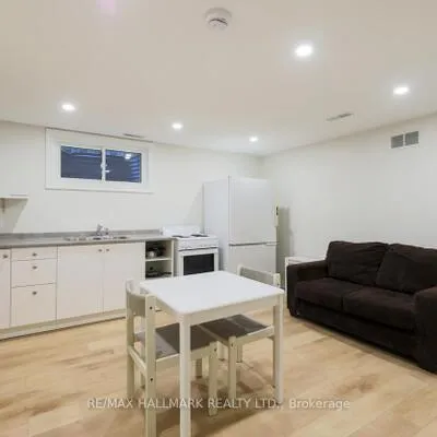 3,&nbsp;Minorca, Parkwoods-Donalda, Toronto