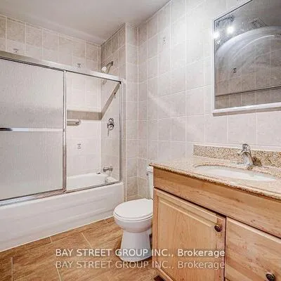 641A,&nbsp;Dupont, Annex, Toronto