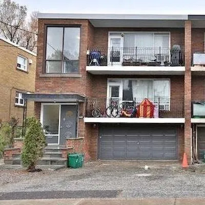 449,&nbsp;Wilson, Clanton Park, Toronto