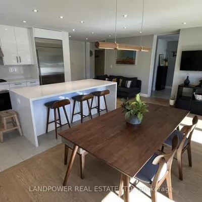 48,&nbsp;Marowyne, Don Valley Village, Toronto