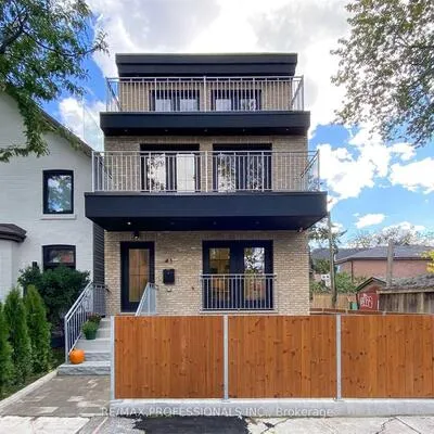 41,&nbsp;Rolyat, Trinity-Bellwoods, Toronto