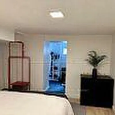 115,&nbsp;Northcliffe, Oakwood Village, Toronto