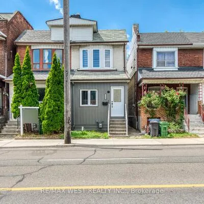 1190, Ossington, Wychwood, Toronto