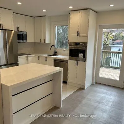 389, Horsham, Willowdale West, Toronto