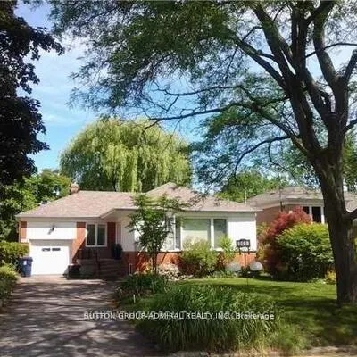 248,&nbsp;Park Home, Willowdale West, Toronto