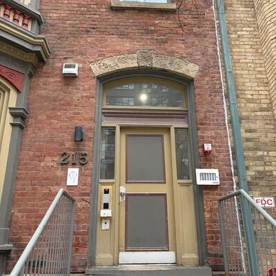 215,&nbsp;Jarvis, Moss Park, Toronto