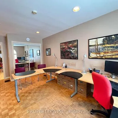3221A,&nbsp;Yonge, Lawrence Park North, Toronto