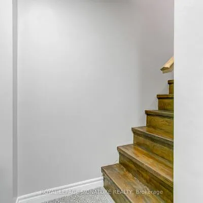 71,&nbsp;Daleside, Victoria Village, Toronto