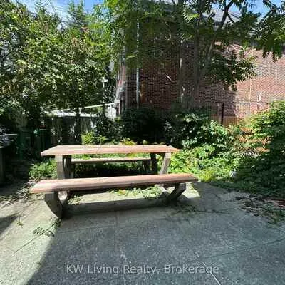 62,&nbsp;Ulster, University, Toronto