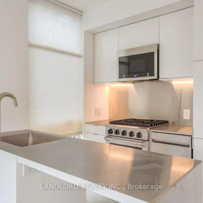 429,&nbsp;Brock, Dufferin Grove, Toronto