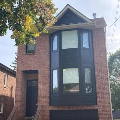 213,&nbsp;Fairlawn, Bedford Park-Nortown, Toronto