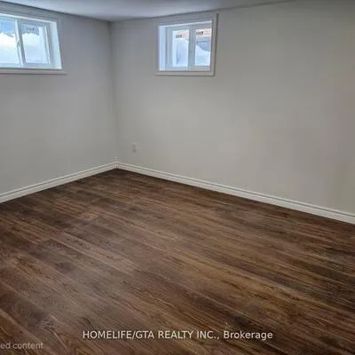 11,&nbsp;Kenton, Newtonbrook West, Toronto