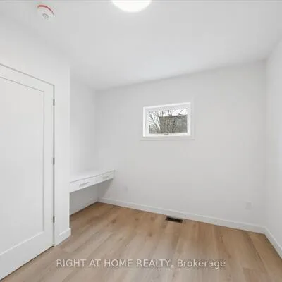 91,&nbsp;Barton, Annex, Toronto