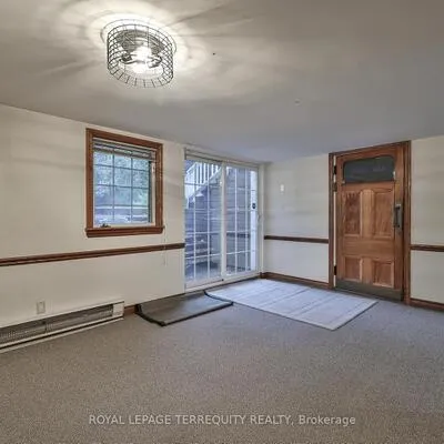 5,&nbsp;Apsley, Bedford Park-Nortown, Toronto