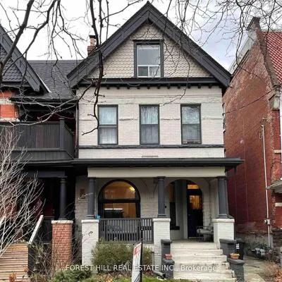 67,&nbsp;Brunswick, University, Toronto
