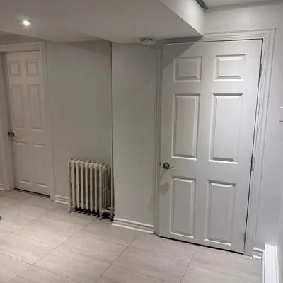 67,&nbsp;Brunswick, University, Toronto