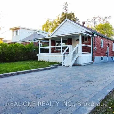 42,&nbsp;Cadillac, Clanton Park, Toronto