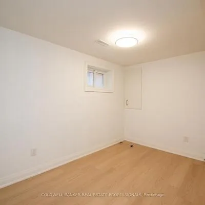 8,&nbsp;Nootka, Pleasant View, Toronto