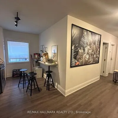 595,&nbsp;St Clair, Wychwood, Toronto