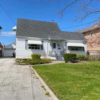60,&nbsp;Northwood, Newtonbrook East, Toronto