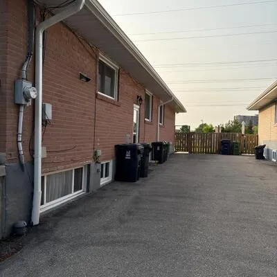 4,&nbsp;Ailsa Craig, Westminster-Branson, Toronto
