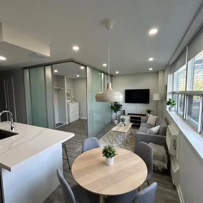 15,&nbsp;Walmer, Annex, Toronto